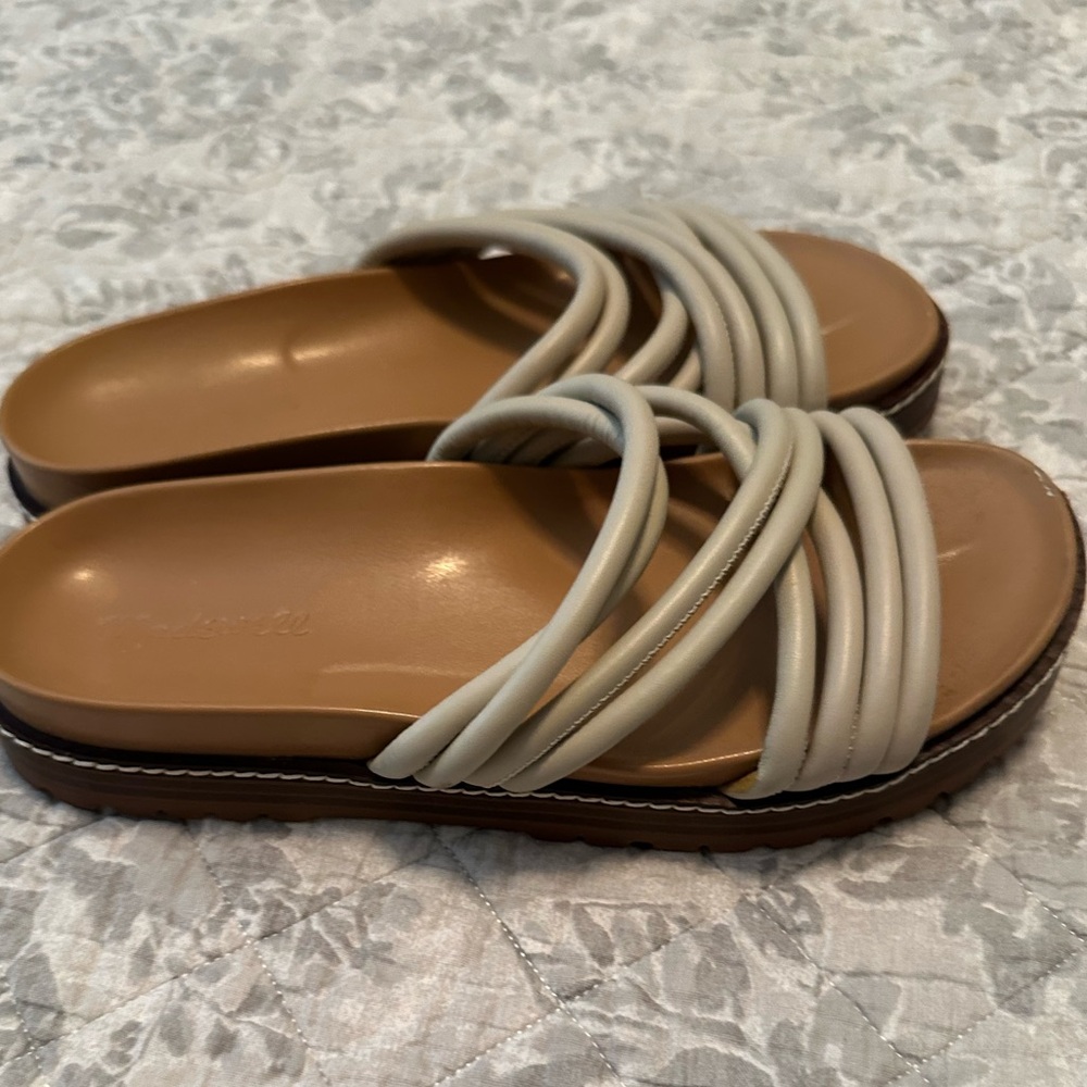 Madewell Charley strappy Leather slide sandals in beige size 7